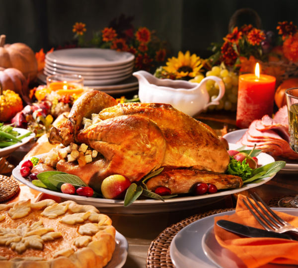 Effortless Thanksgiving: Stress-Free Dinner Ideas and Simple Hosting Tips