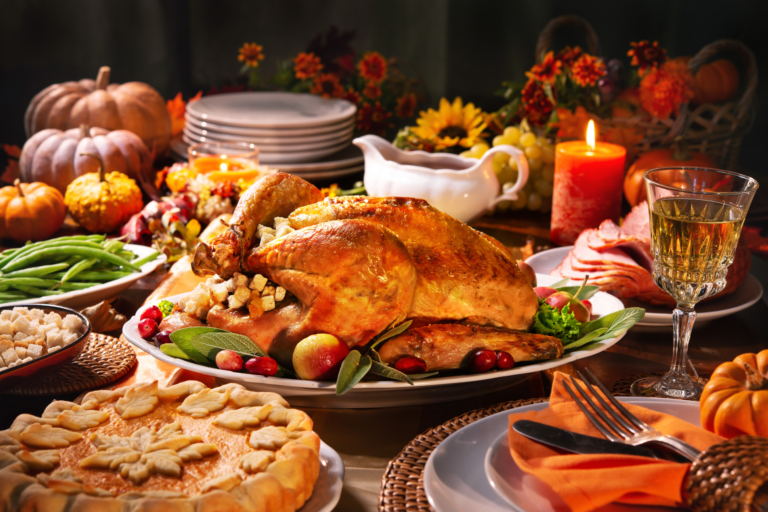 Effortless Thanksgiving: Stress-Free Dinner Ideas and Simple Hosting Tips