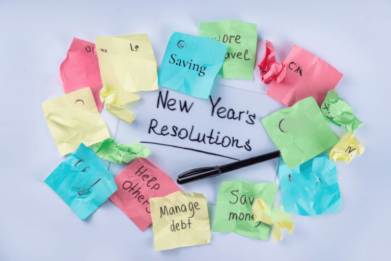 New Year Resolutions on Finances: Expert Tips for a Financially Strong 2025